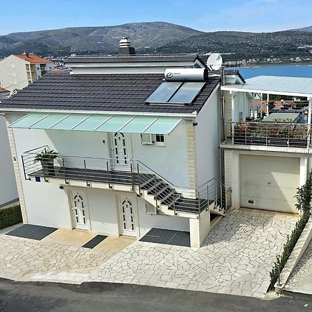 Apartmani Barnjak Трогір Екстер'єр фото