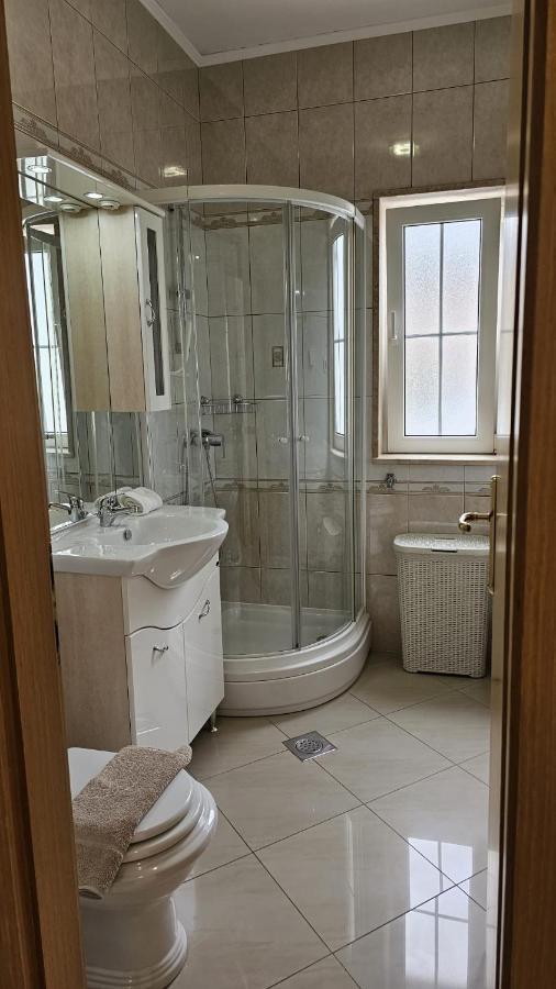 Apartmani Barnjak Трогір Екстер'єр фото