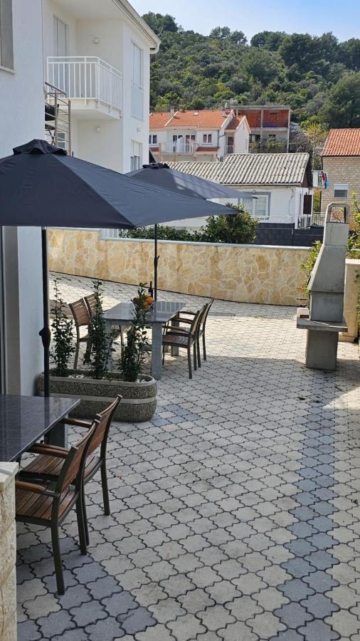 Apartmani Barnjak Трогір Екстер'єр фото
