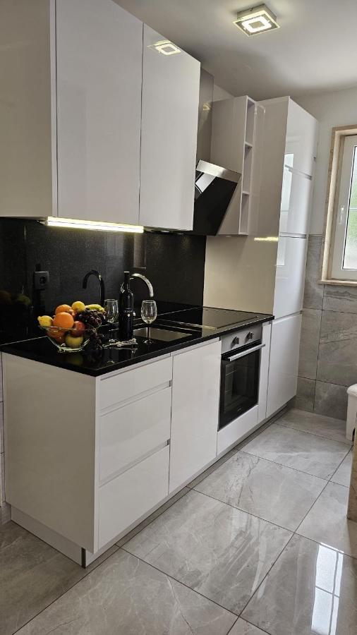 Apartmani Barnjak Трогір Екстер'єр фото